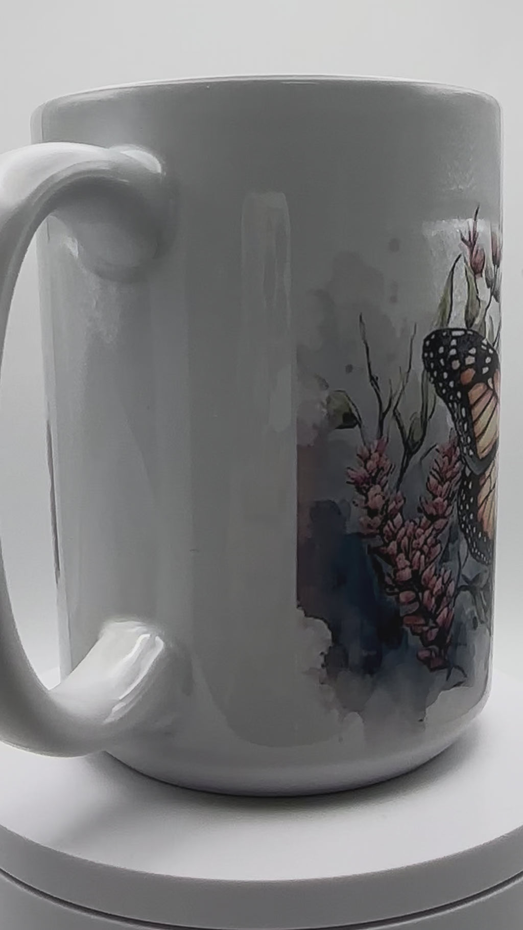 Beautiful monarch butterfly design with wild flowers